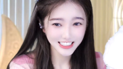 神豪仄言豪刷，微凉率众拼搏