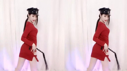 话社鱼baby为大家奉上精彩舞蹈！