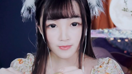 少寒猫耳碎花裙出镜，尽显清纯！