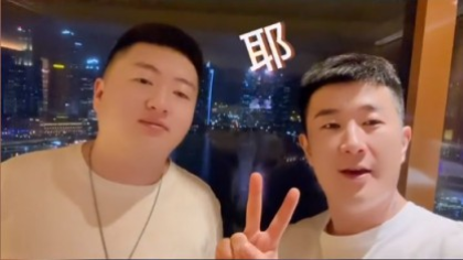 小洲爆0哥真实身份，新加坡一游