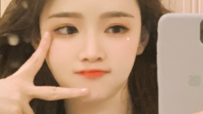 戴羽彤最新生活照，靓丽来袭！