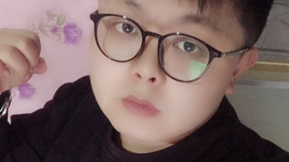 福利,新晋主播昊昊帅气生活照