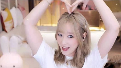 注意了！囧囧丸最新美照可爱连击！