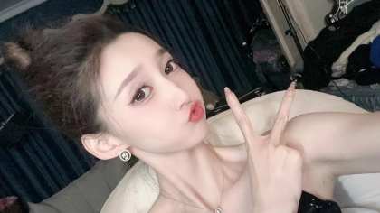 nono生日，好大哥猜姓半小时！