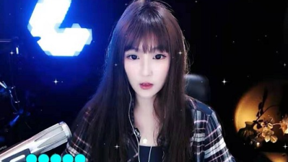 确定不看？雪儿最新造型好吸睛！