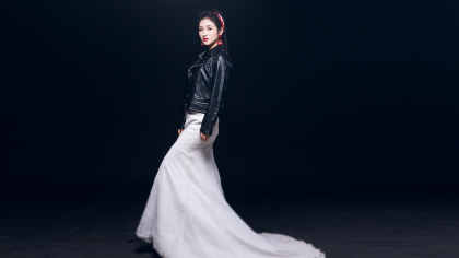 风姿绰约、姿色诱人的小惜曼