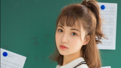 身材不科学，小涩瑶变最美学生妹