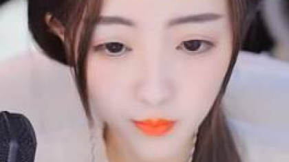 刷礼物买衣服，姐姐对小小呵真好