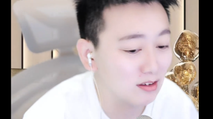 九情分析文儿为什么赔钱打团