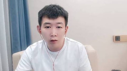 小白龙官司开庭，请假陪李先生