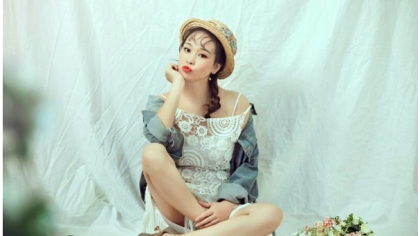 性感撩人！只若“初见”