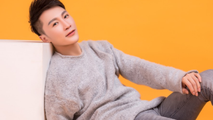 歌手曹晋晋级男新18强,感恩粉丝