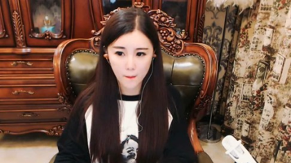 明年 span class=red>鸽宝到期 /span>签约费高达800万