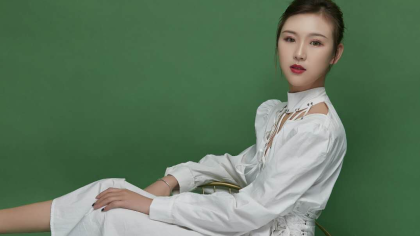 悦舞安琪拉献唱《哎呀呀》