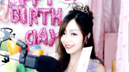 小狐狸party“侣大爷”热舞庆生