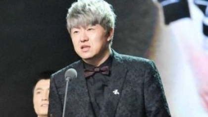 大佛谈签安迪，要与阿童木商议